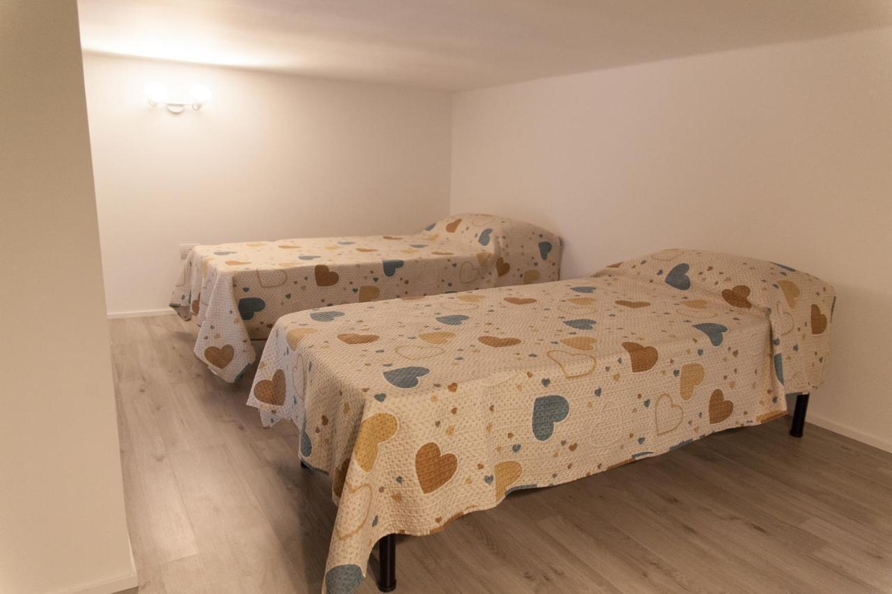 A Casa Di Nonna Apartment Bisceglie Bagian luar foto